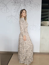 Cargar imagen en el visor de la galería, Vestido Esmeralda gris
